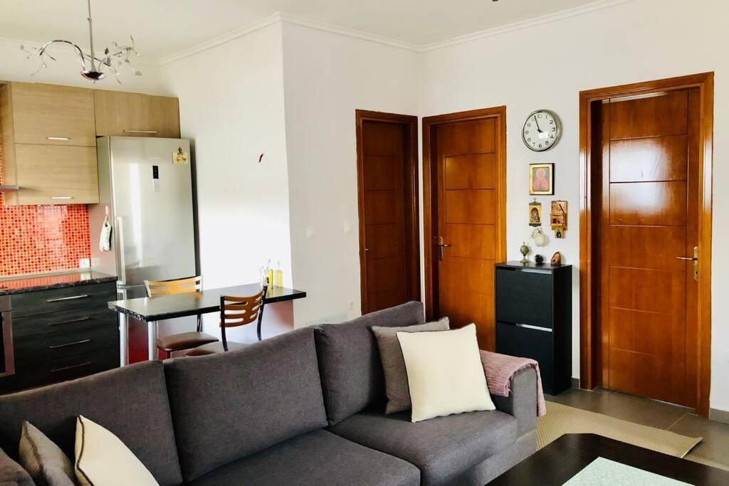 Family Apartment In Greece Kalandra Exterior photo